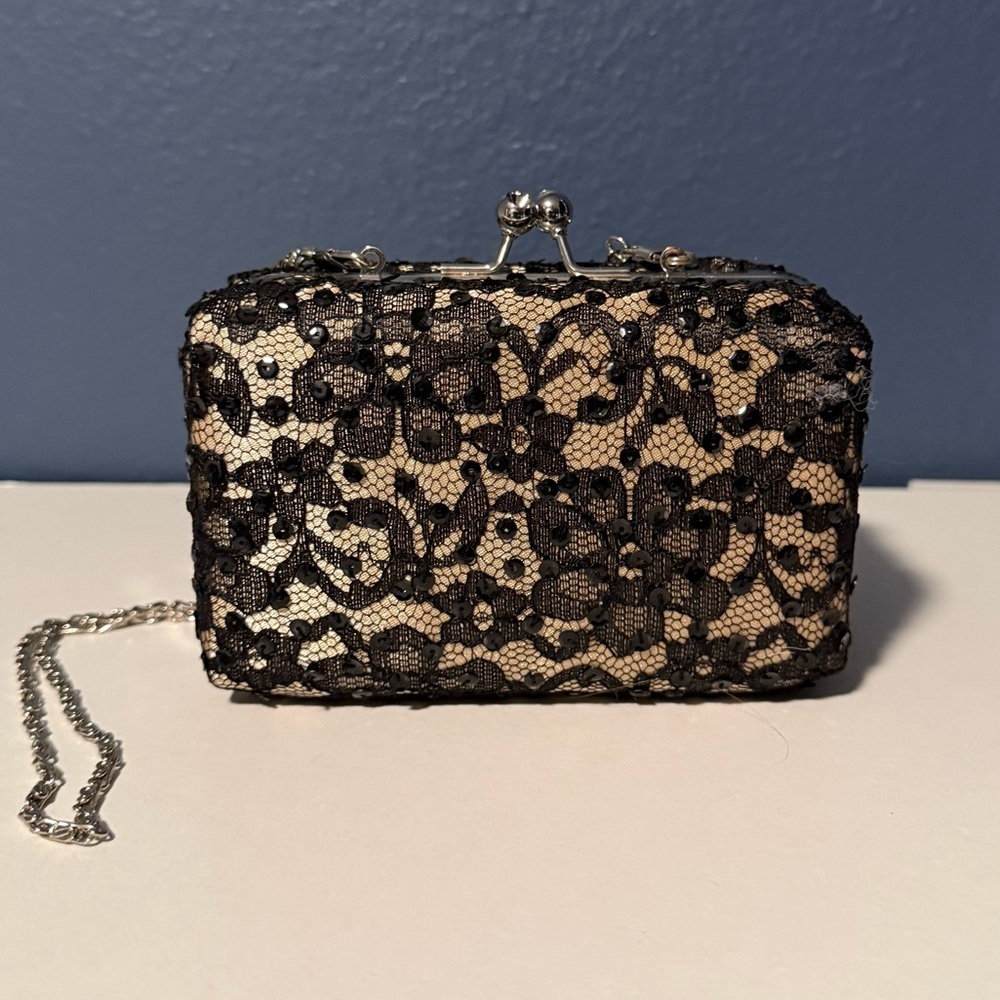 Lulu Townsend Elegant Black Lace With Sequins Evening Clutch - Beige Underlay